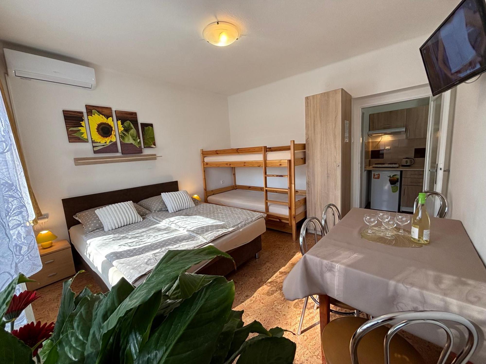 Apartmanovy Dom Grand * Štúrovo