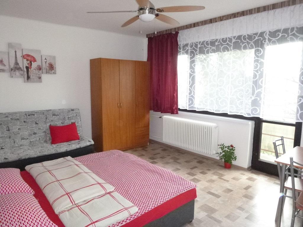 Apartmanovy Dom Grand Homestay szállás Štúrovo